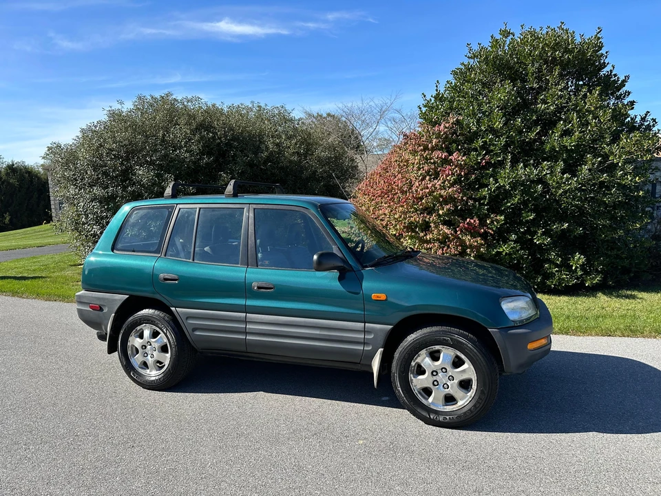 1996 Toyota RAV4 1st Gen - Image 23 of 31