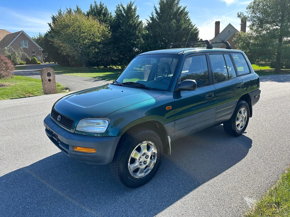 1996 Toyota RAV4 1st Gen - Image 8 of 31