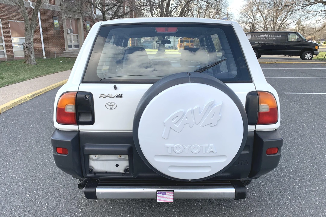 1996 Toyota RAV4 1st Gen - Image 5 of 31