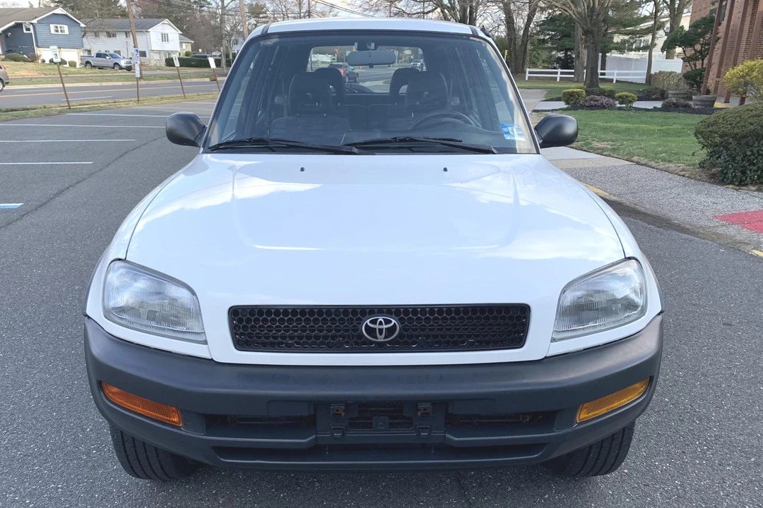 1996 Toyota RAV4 1st Gen - Image 2 of 31