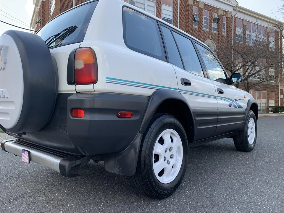 1996 Toyota RAV4 1st Gen - Image 31 of 31