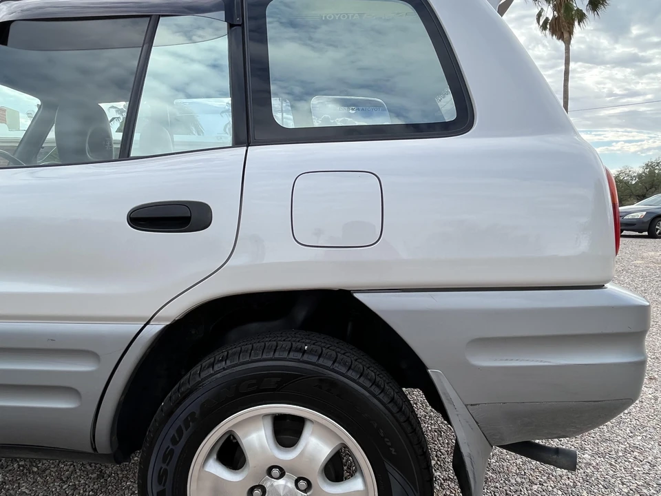 1996 Toyota RAV4 1st Gen - Image 27 of 31