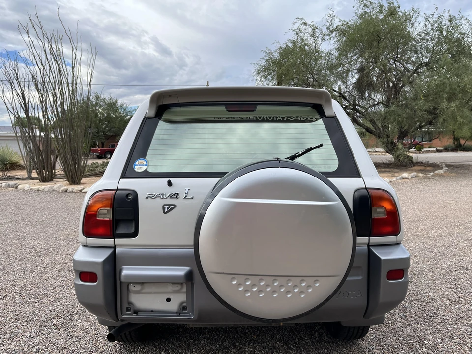1996 Toyota RAV4 1st Gen - Image 12 of 31