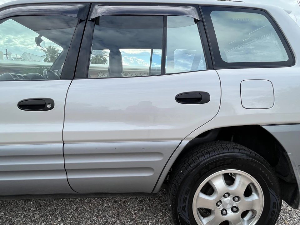 1996 Toyota RAV4 1st Gen - Image 26 of 31