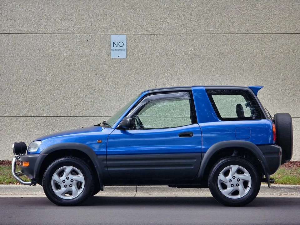 1996 Toyota RAV4 1st Gen - Image 16 of 21