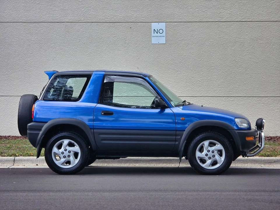 1996 Toyota RAV4 1st Gen - Image 9 of 21