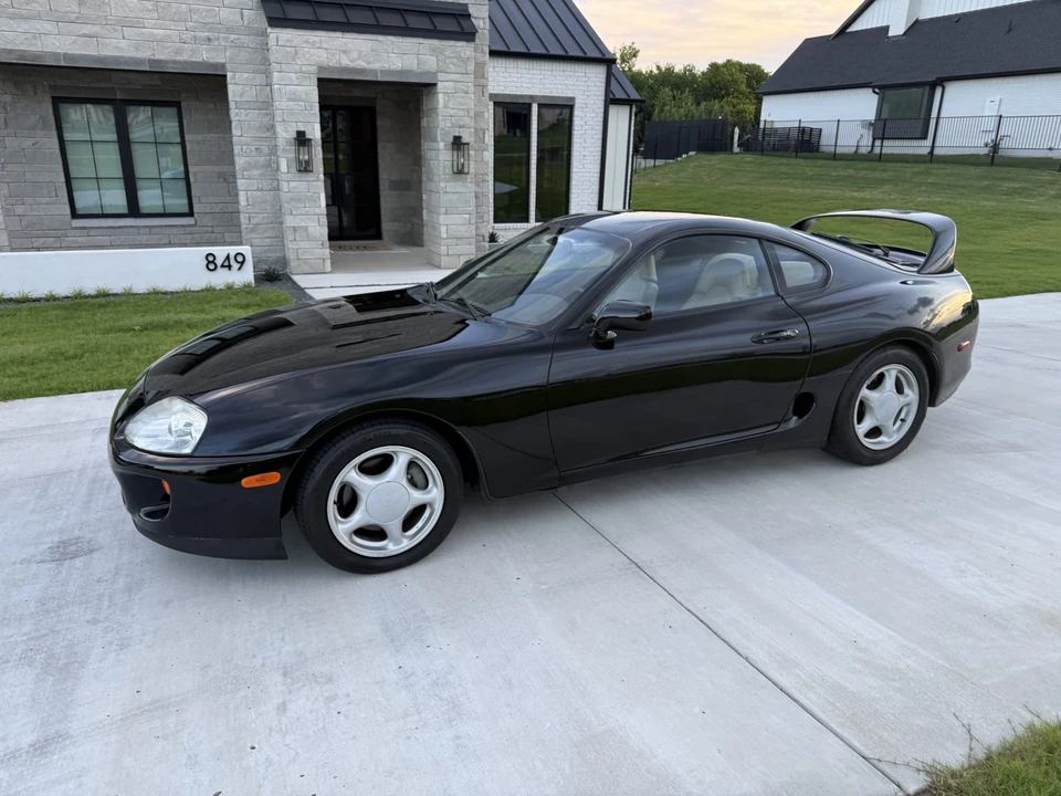 1996 Toyota - Image 28 of 31
