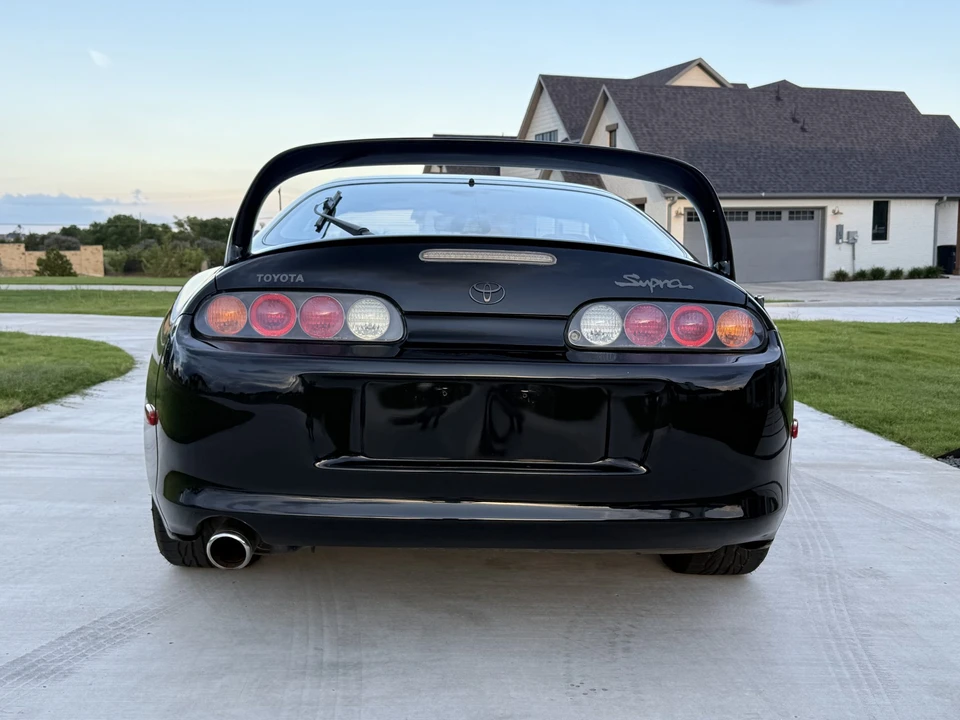 1996 Toyota - Image 21 of 31