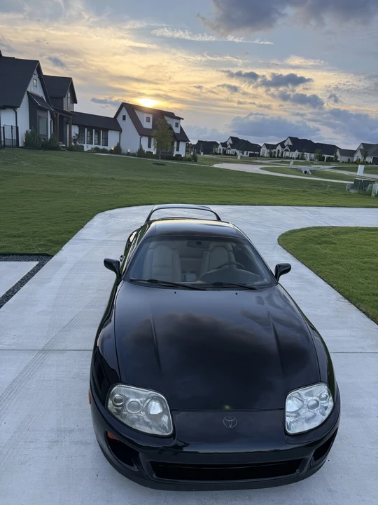 1996 Toyota - Image 3 of 31
