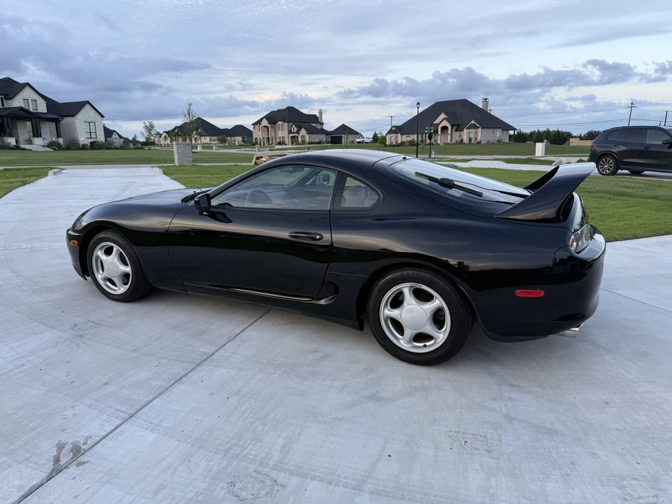 1996 Toyota - Image 23 of 31