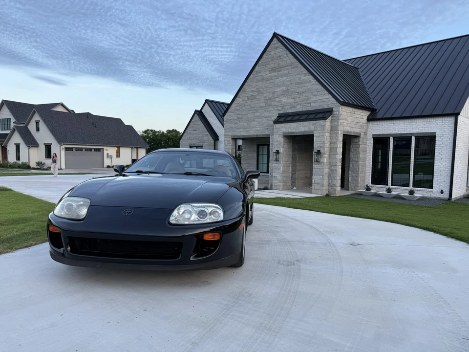 1996 Toyota - Image 5 of 31