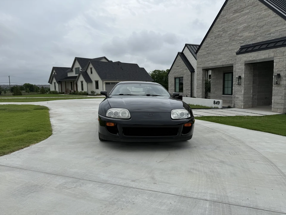 1996 Toyota - Image 9 of 31