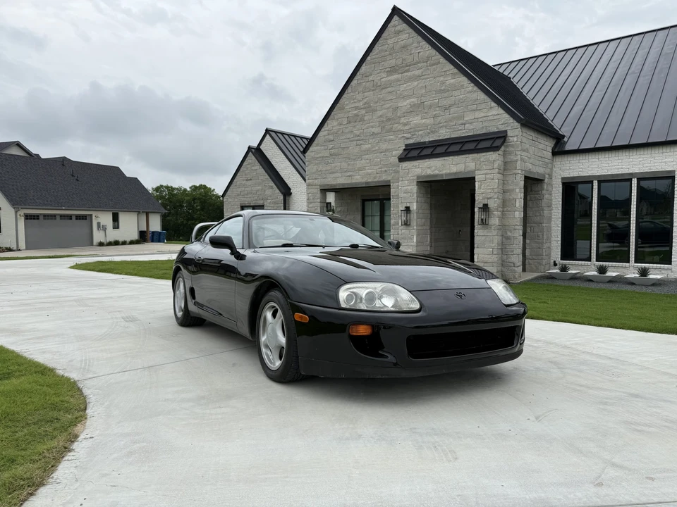 1996 Toyota - Image 10 of 31