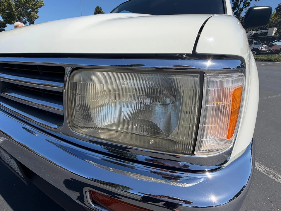 1996 Toyota T100 - Image 17 of 31