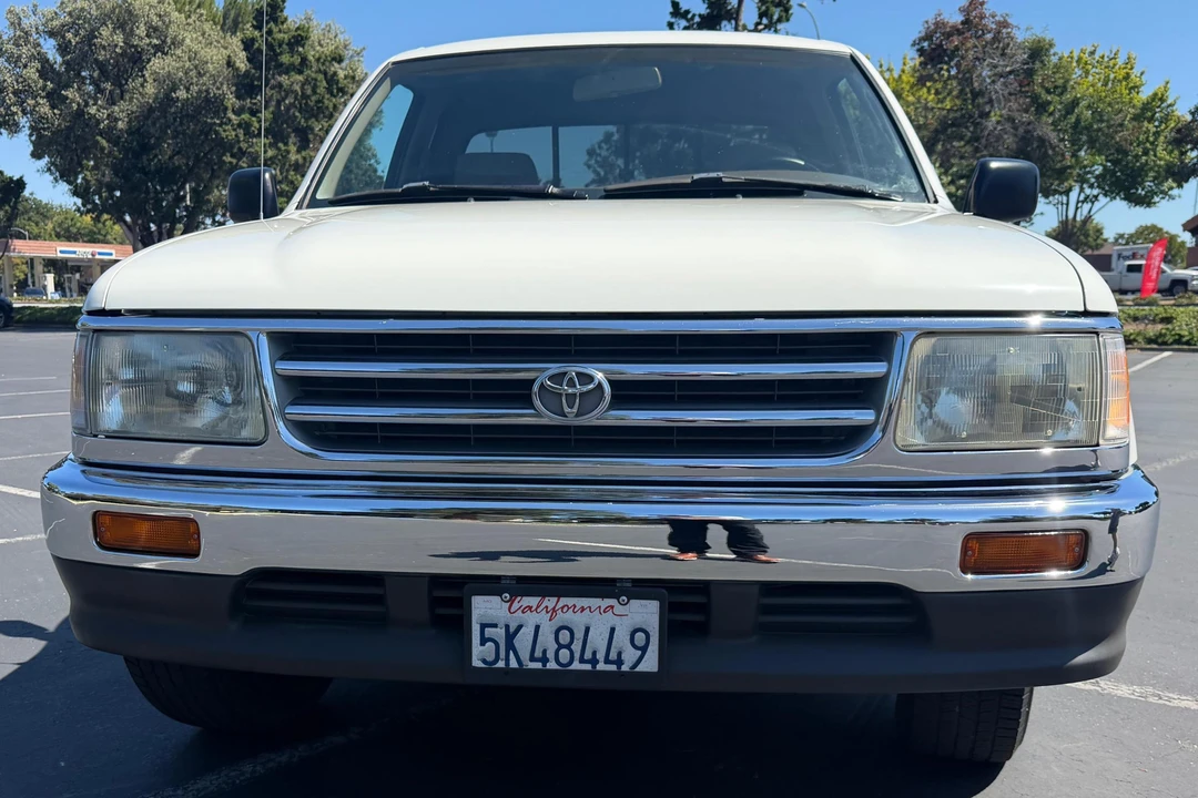 1996 Toyota T100 - Image 2 of 31