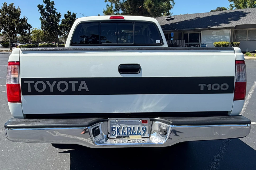 1996 Toyota T100 - Image 5 of 31