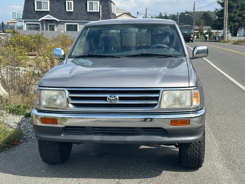1996 Toyota T100 - Image 8 of 31
