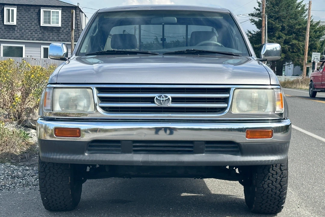 1996 Toyota T100 - Image 2 of 31