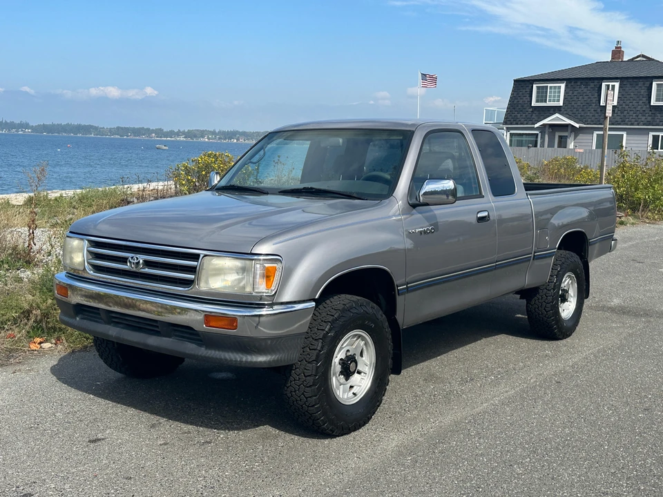 1996 Toyota T100 - Image 13 of 31