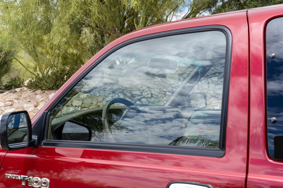 1996 Toyota T100 - Image 17 of 31