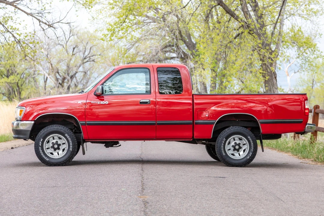 1996 Toyota T100 - Image 9 of 31