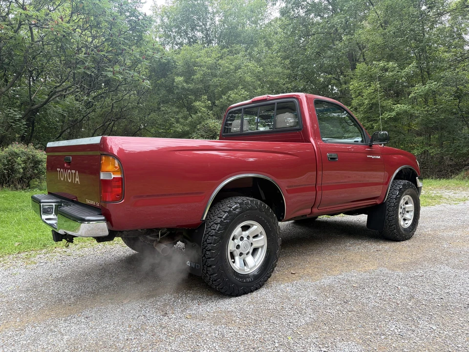 1996 Toyota Tacoma 1st Gen - Image 9 of 31