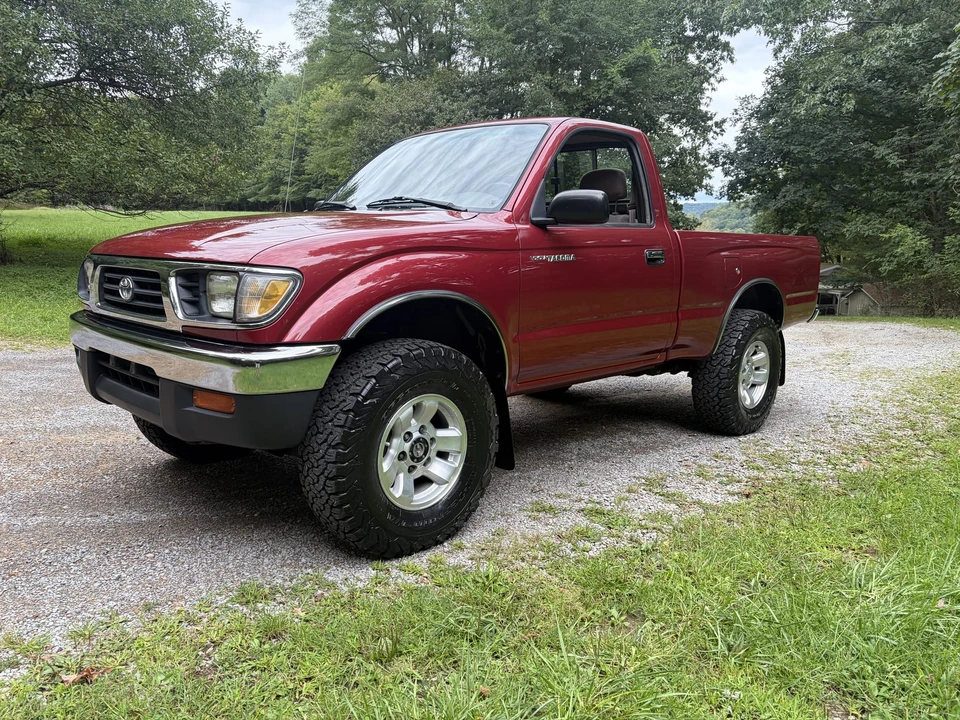 1996 Toyota Tacoma 1st Gen - Image 3 of 31