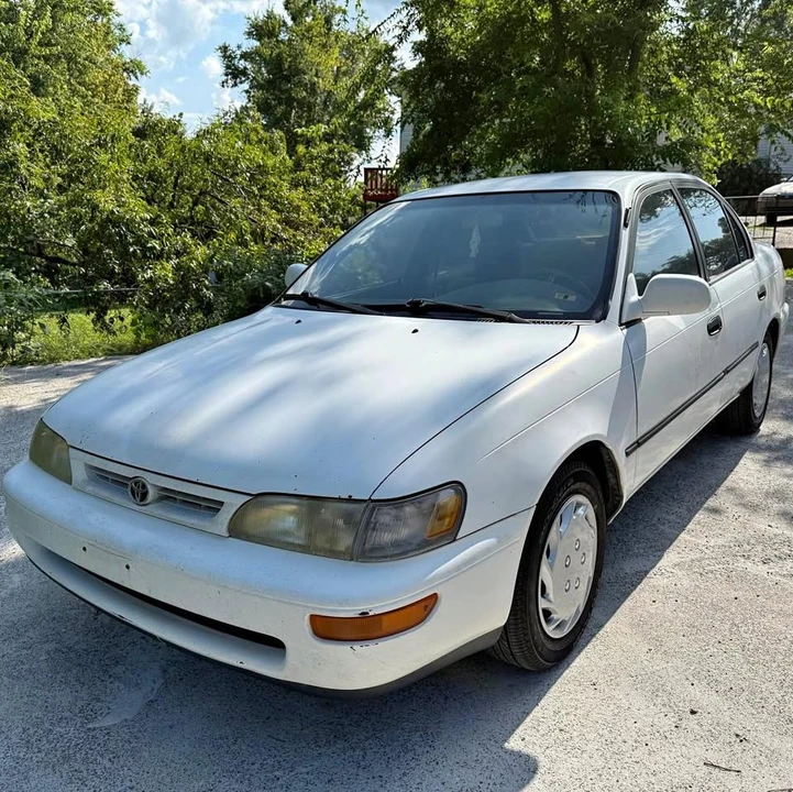1996 Toyota Corolla 7th Gen - Image 1 of 13