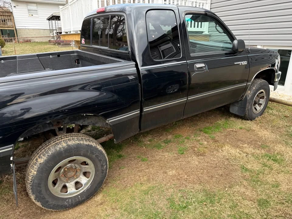 1996 Toyota T100 - Image 5 of 8