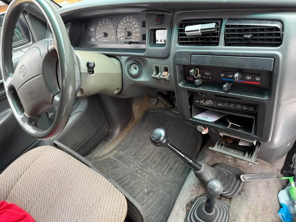 1996 Toyota T100 - Image 3 of 8