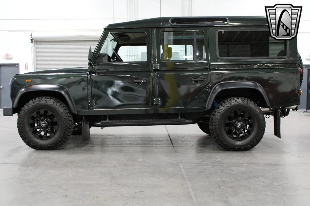 1996 Land Rover Defender - Image 7 of 21
