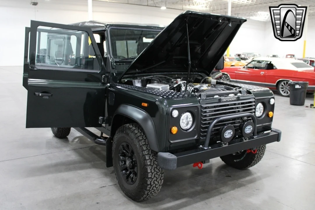 1996 Land Rover Defender - Image 12 of 21