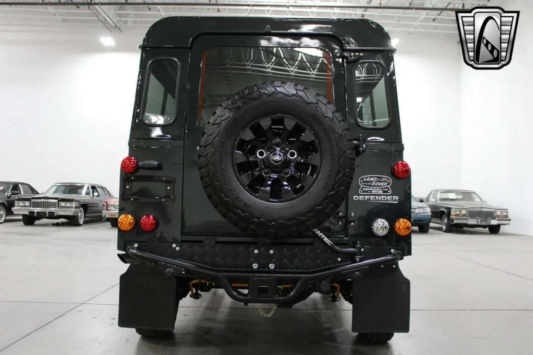 1996 Land Rover Defender - Image 8 of 21
