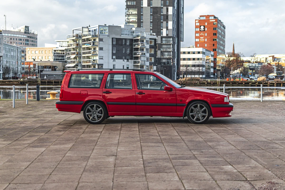 1996 Volvo 850 R - Image 9 of 31