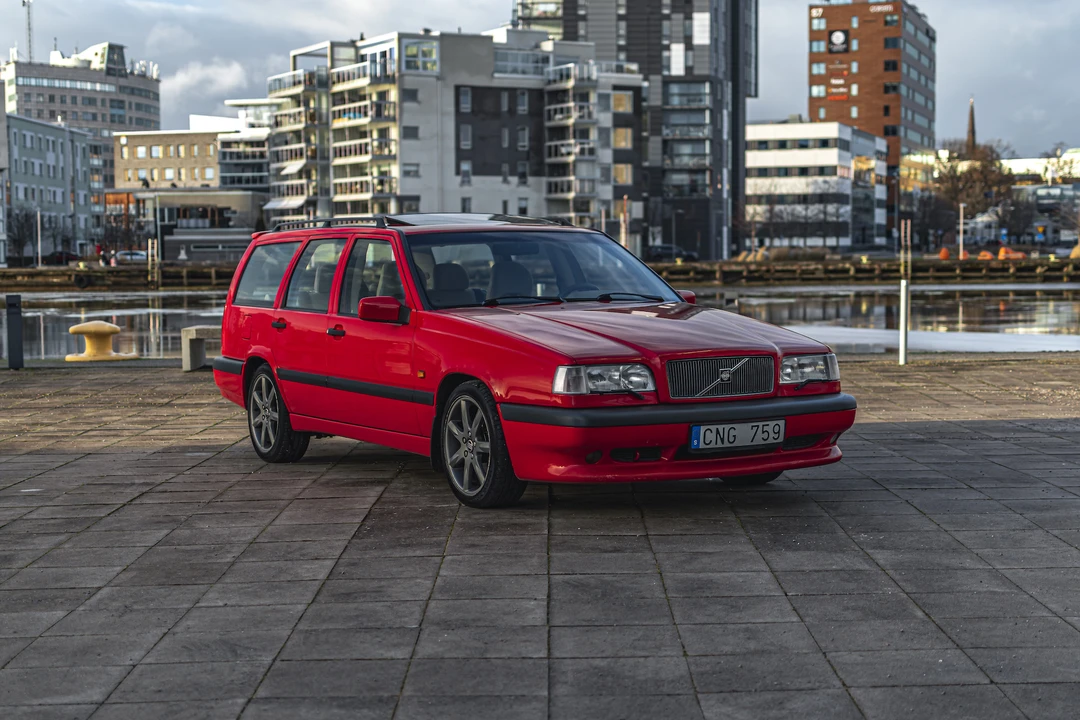 1996 Volvo 850 R - Image 10 of 31