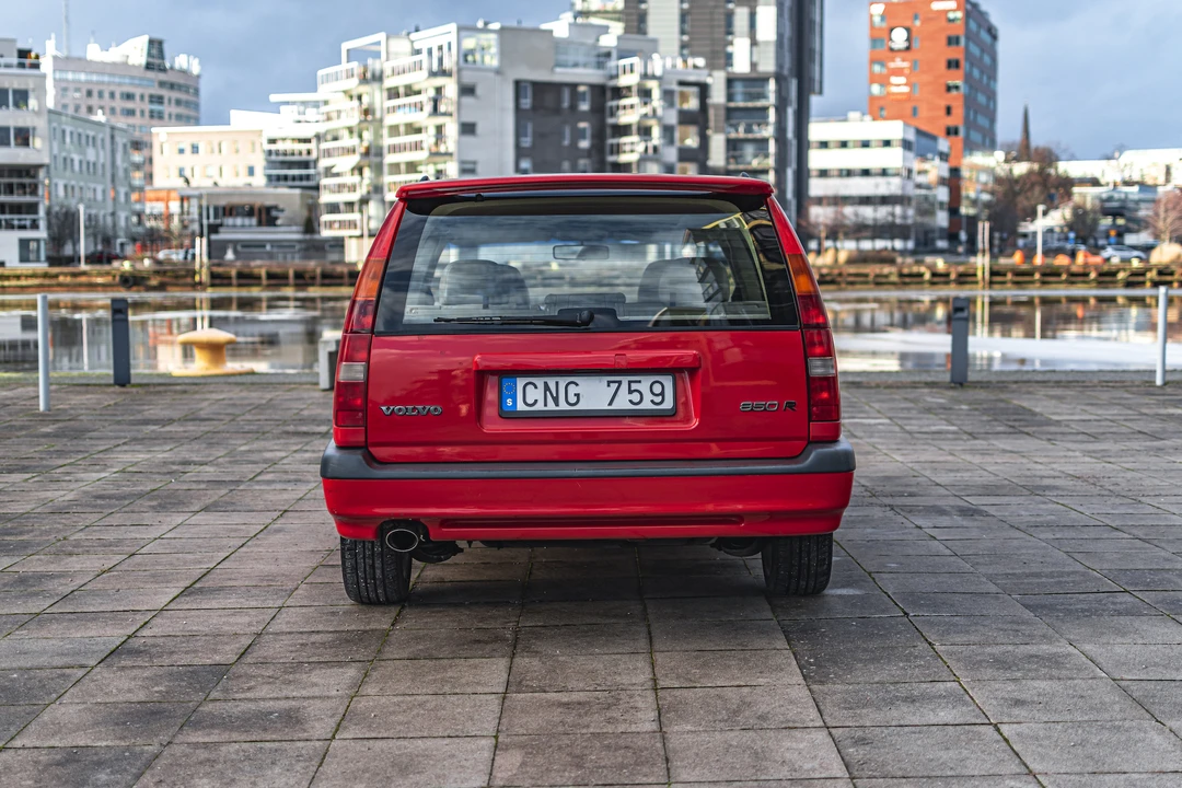 1996 Volvo 850 R - Image 7 of 31