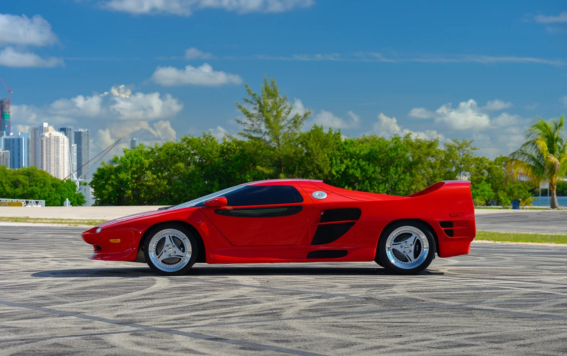 1996 Vector - Image 2 of 11