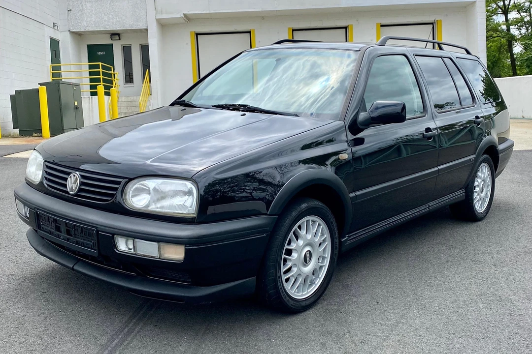 1996 Volkswagen Golf Mk3 - Image 2 of 31
