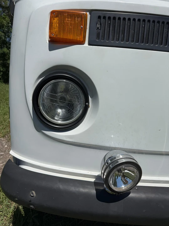 1996 Volkswagen Bay-Window Bus - Image 10 of 31