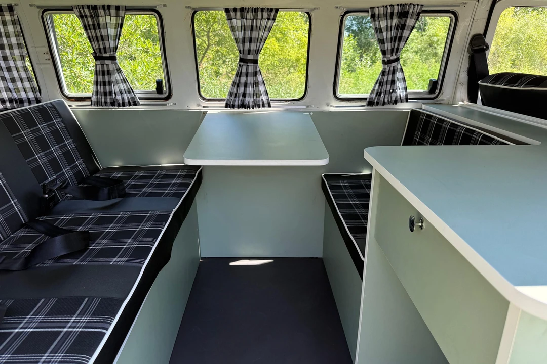 1996 Volkswagen Bay-Window Bus - Image 30 of 31