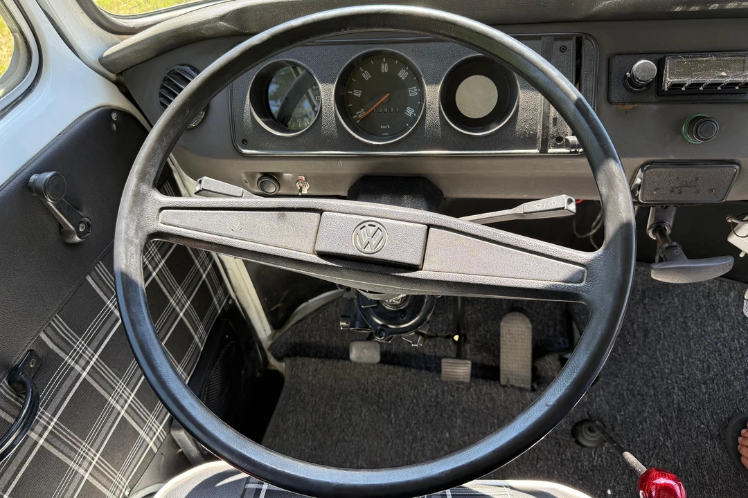 1996 Volkswagen Bay-Window Bus - Image 28 of 31