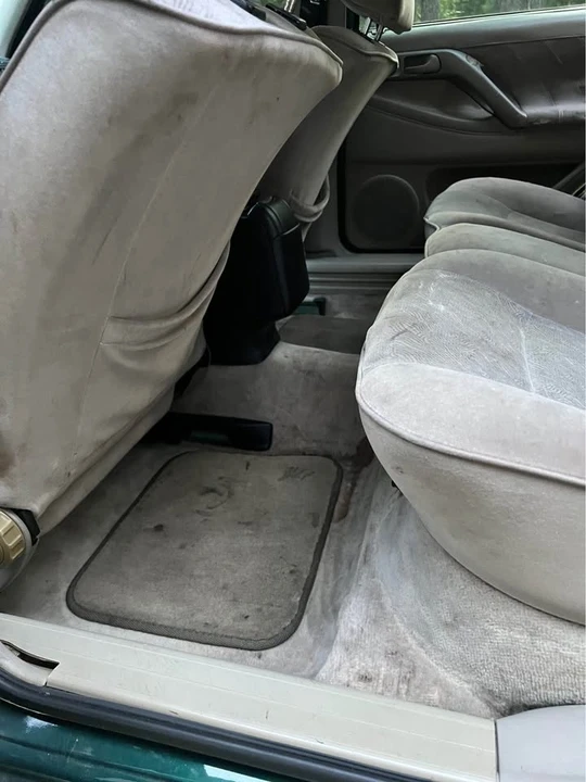 1996 Volkswagen Passat - Image 12 of 13