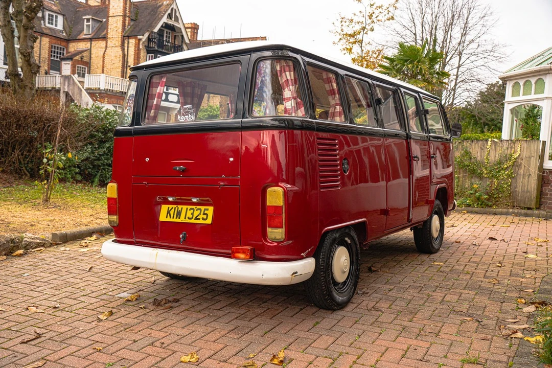 1996 Volkswagen Bay-Window Bus - Image 8 of 30