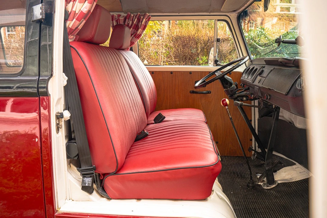 1996 Volkswagen Bay-Window Bus - Image 29 of 30