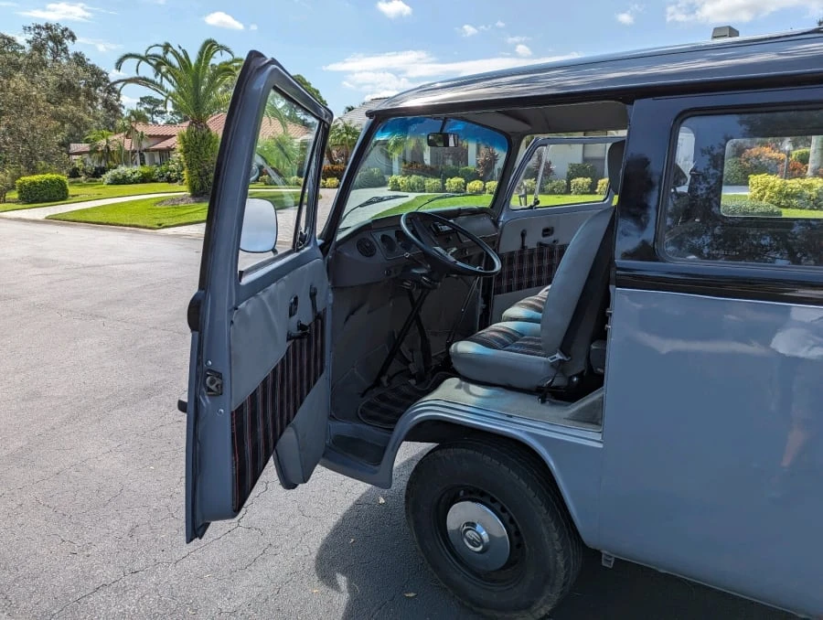 1996 Volkswagen Bay-Window Bus - Image 18 of 29