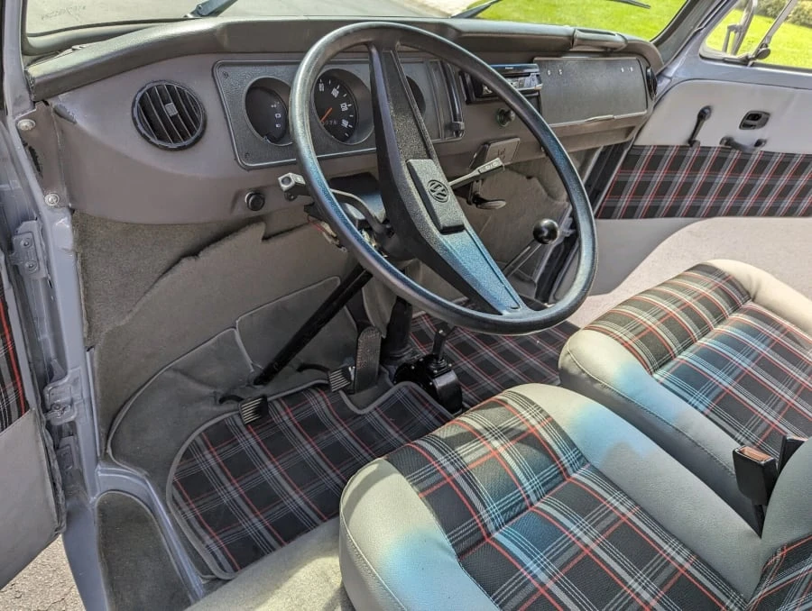 1996 Volkswagen Bay-Window Bus - Image 8 of 29