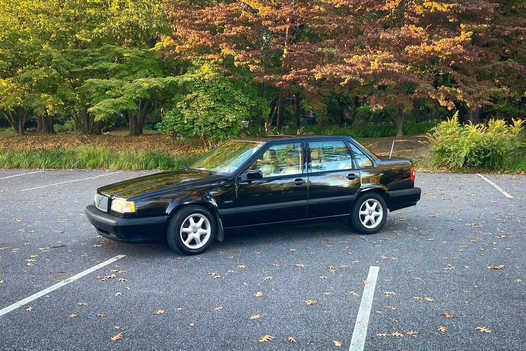 1996 Volvo 850 - Image 2 of 8