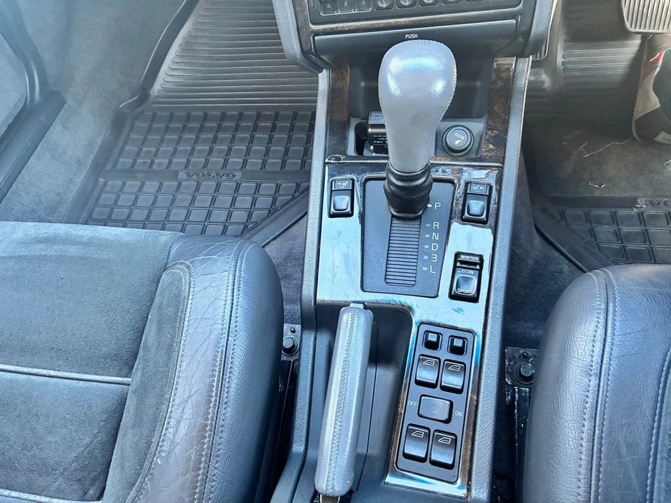 1996 Volvo 850 R - Image 9 of 30