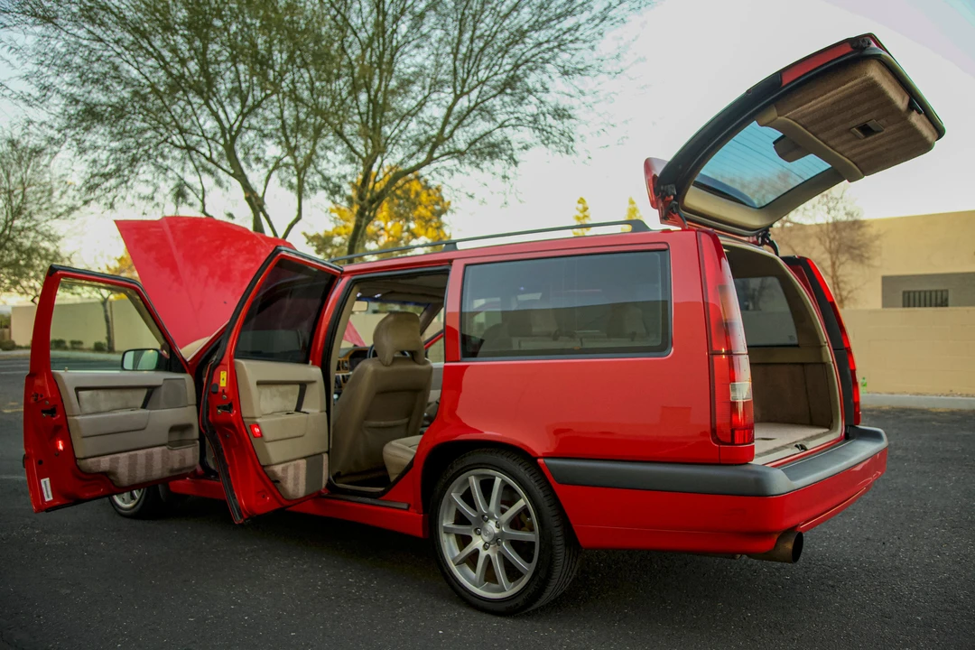 1996 Volvo 850 R - Image 29 of 31