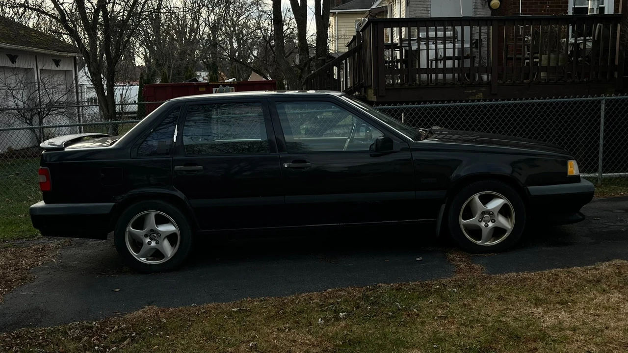 1996 Volvo 850 R - Image 9 of 17